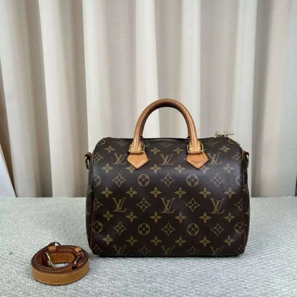 Louis Vuitton Women Pre-Loved Bag Very Good Condition